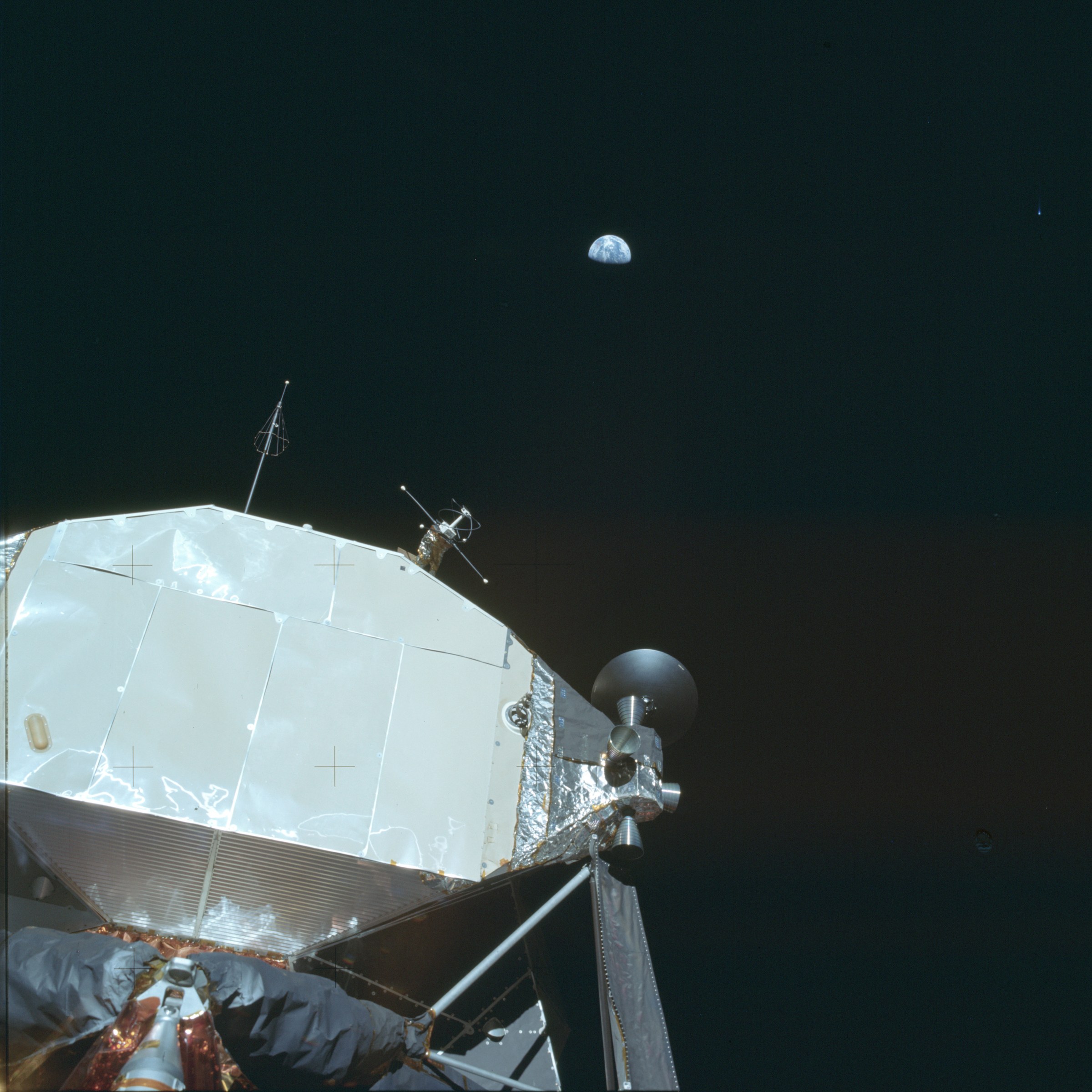 Earth over the lunar module, Apollo 11. Southwestern Pacific facing the crew. NASA public domain.